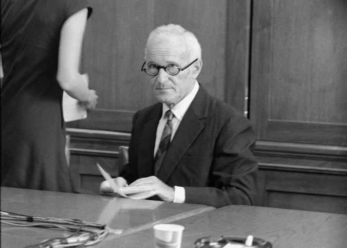 Ông Sidney Gottlieb - người điều hành chương trình thao túng và kiểm soát tâm trí tuyệt mật mang tên MKULTRA trong thời kỳ Chiến tranh Lạnh. Ảnh: AP.