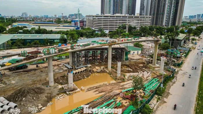 Dự án có tổng mức đầu tư khoảng 2.384 tỷ đồng, được kỳ vọng góp phần giảm ùn tắc tại cửa ngõ phía Tây Hà Nội và tăng cường kết nối các tuyến giao thông trọng điểm.