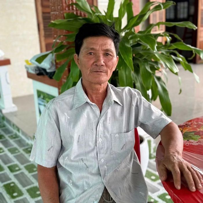 Ông Huỳnh Văn Mười đang sắp xếp công việc để lên TPHCM, phối hợp với cơ quan chức năng xác minh danh tính liệt sĩ Huỳnh Văn Quên. Ảnh: Gia đình cung cấp.