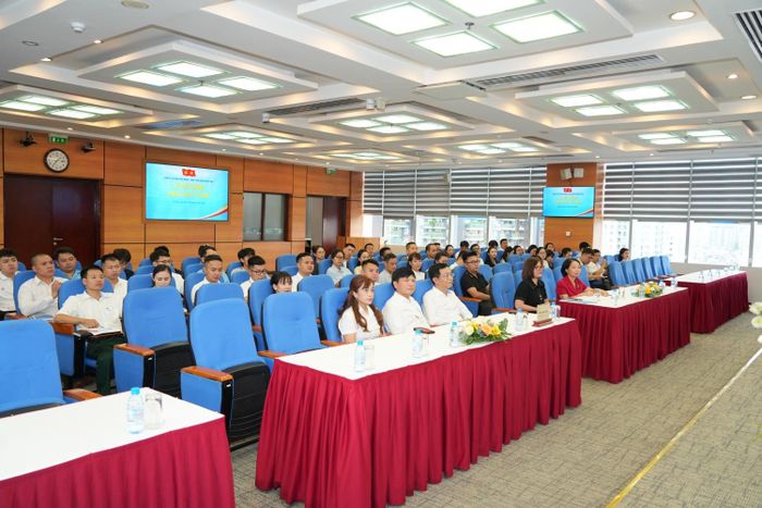 Các đại biểu tham dự lớp Bồi dưỡng nhận thức về Đảng.