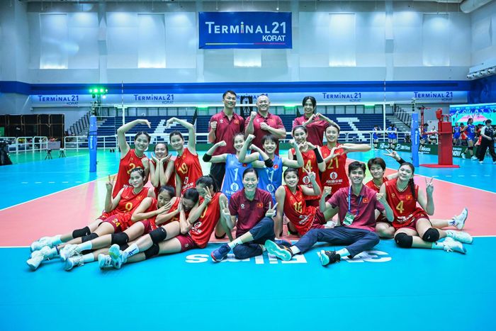 Cô trò HLV Ngọc Hoa giành quyền bước vào trận tranh hạng 5 tại giải bóng chuyền nữ U18 châu Á 2026 vào lúc 13h ngày 7/7, gặp đối thủ U18 Kazakhstan. 