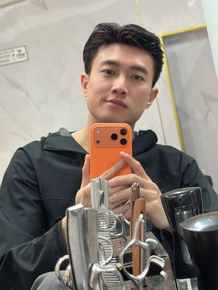 Diễn viên Quốc Trường hài hước than "chờ tín hiệu từ người mình thích". 