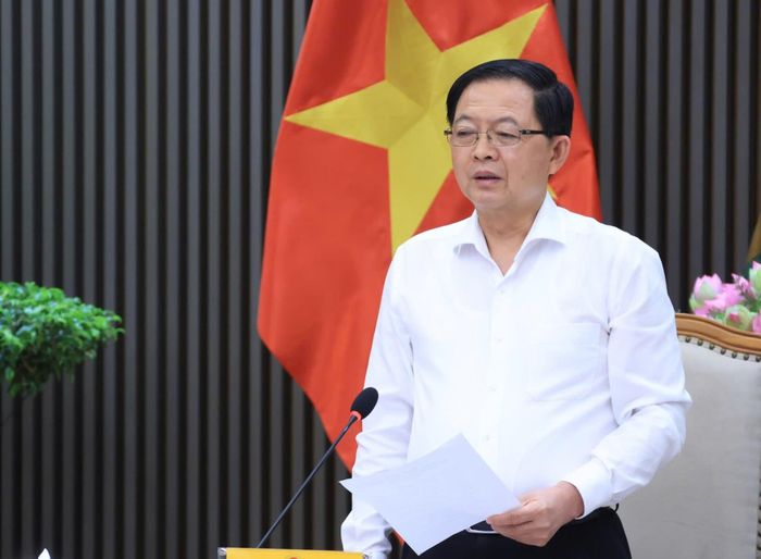 Phó Thủ tướng Hồ Quốc Dũng phát biểu tại hội nghị.
