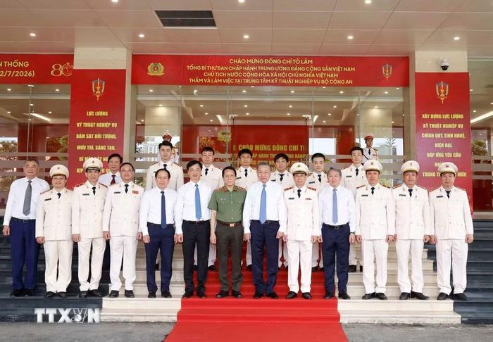Tổng Bí thư, Chủ tịch nước Tô Lâm và các đại biểu. (Ảnh: Thống Nhất/TTXVN)