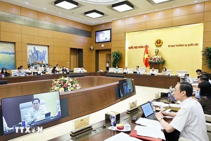 Chủ tịch Quốc hội Trần Thanh Mẫn chủ trì cuộc họp với các cơ quan của Quốc hội về sơ kết công tác 6 tháng đầu năm 2026. (Ảnh: Doãn Tấn/TTXVN)