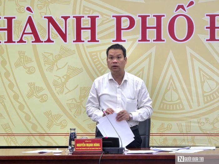 Ông Nguyễn Mạnh Hùng, Chủ tịch UBND thành phố Đà Nẵng, nhấn mạnh những thủ tục có thể thực hiện song song phải được triển khai đồng thời.