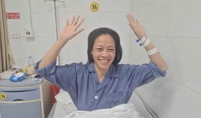 Chị Thắm tươi cười sau một ngày được can thiệp thành công
