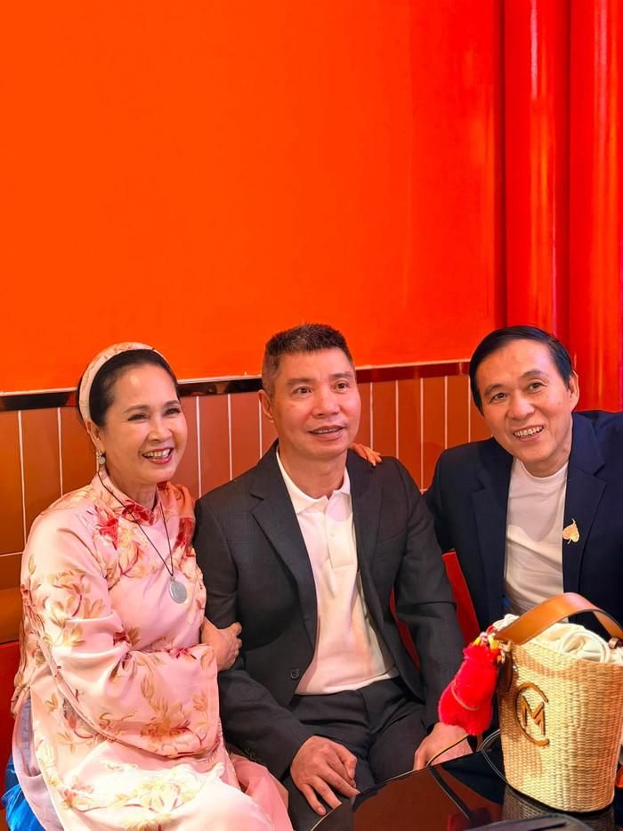 Ở tuổi 53, hạnh phúc của NSND Công Lý đến từ những điều giản dị như sức khỏe ổn định, gia đình và những nụ cười mỗi ngày. Ảnh: FBNV.