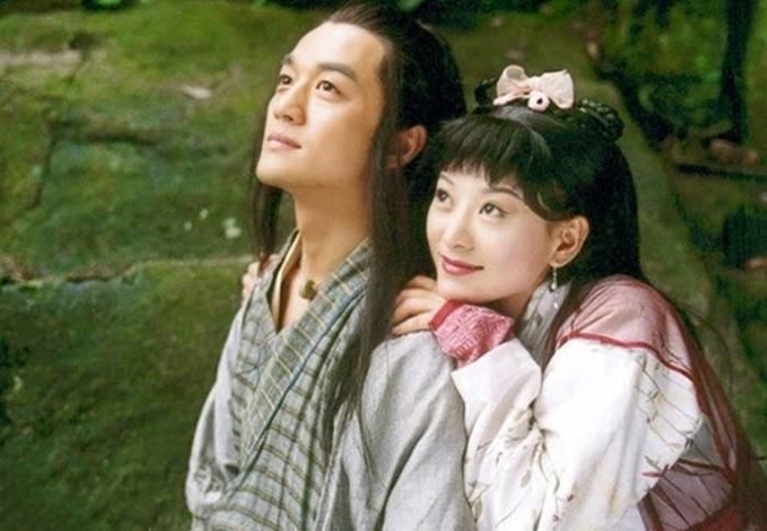 Mối tình thanh xuân dang dở giữa Lệnh Hồ Xung và Nhạc Linh San trở thành ký ức không thể quên của chàng lãng tử.