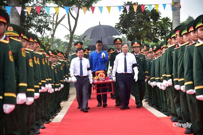 Phó Thủ tướng Phạm Gia Túc dự Lễ viếng, truy điệu và an táng 173 hài cốt liệt sĩ Quân tình nguyện, chuyên gia Việt Nam hy sinh tại Campuchia được quy tập, hồi hương trong đợt 2, giai đoạn XXV (mùa khô 2025 - 2026).