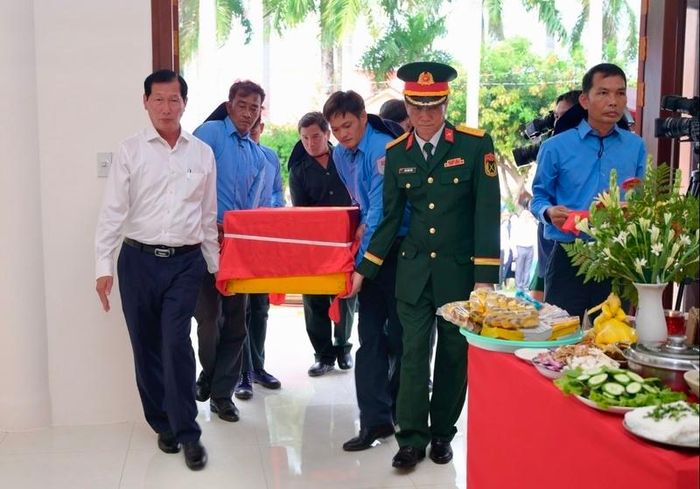 Đội K92 và Đội K93 đã tìm kiếm, quy tập các hài cốt liệt sĩ quân tình nguyện và chuyên gia Việt Nam hy sinh tại Campuchia. Ảnh: Phương Vũ