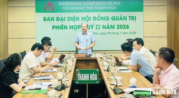 Toàn cảnh phiên họp.