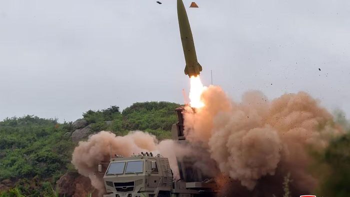 Vụ phóng này diễn ra sau vụ thử tên lửa đạn đạo liên lục địa (ICBM) hiếm hoi của Trung Quốc vào tháng 9 năm 2024. Ảnh: AFP.