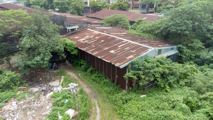Tổng giá trị cấp tín dụng là 260 tỷ đồng. Tài sản bảo đảm bằng bất động sản là công trình xây dựng thuộc dự án Nhà ở cao tầng và dịch vụ Cầu Tiên ô đất B8/CCTP3, phường Thịnh Liệt, quận Hoàng Mai cũ, Hà Nội.