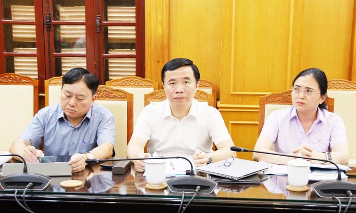  Các đại biểu tại điểm cầu tỉnh Bắc Ninh tham dự hội nghị. 
