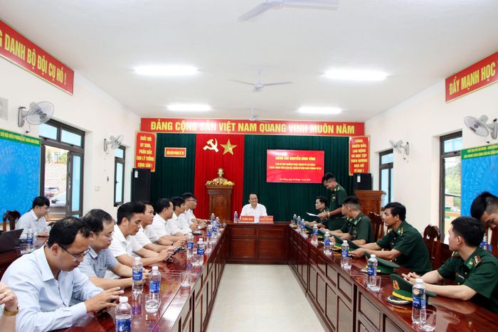 Quang cảnh buổi làm việc. Ảnh: TRỌNG HUY