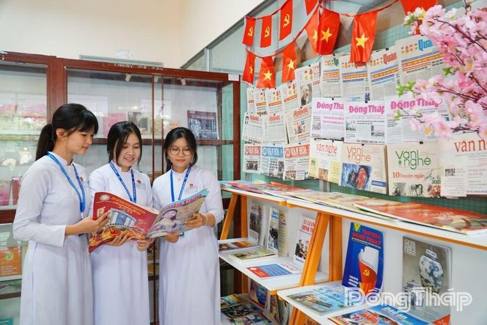 Thư viện tỉnh Đồng Tháp - không gian học tập, nghiên cứu thu hút nhiều học sinh, sinh viên và người dân.