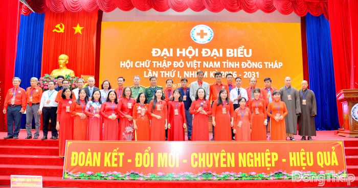 Ban Chấp hành Hội Chữ thập đỏ tỉnh Đồng Tháp khóa I, nhiệm kỳ 2026 - 2031 ra mắt Đại hội.