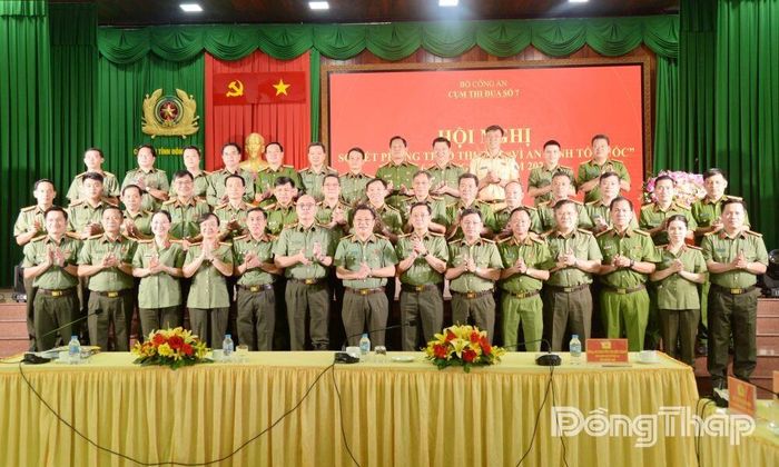 Lãnh đạo Công an các tỉnh quyết tâm hoàn thành nhiệm vụ.