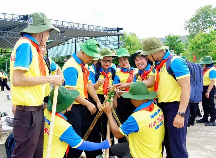 Trại sinh hào hứng tham gia các nội dung trong khuôn khổ Trại Huấn luyện Kim Đồng cấp I toàn quốc năm 2026. Ảnh: D.L 