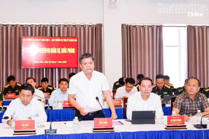 Bí thư Tỉnh ủy Khánh Hòa Trần Phong phát biểu tại buổi làm việc.