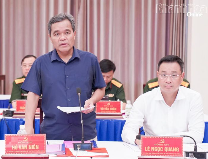 Bí thư Tỉnh ủy Quảng Ngãi Hồ Văn Niên phát biểu tại hội nghị.
