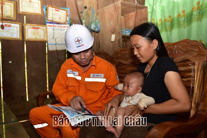 Hướng dẫn các hộ dân sử dụng điện tiết kiệm, an toàn.