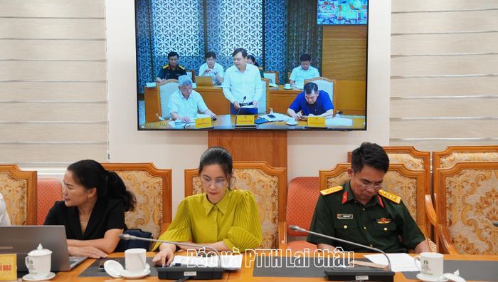 Các đại biểu dự hội nghị.