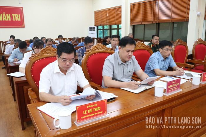 Các đại biểu dự hội nghị