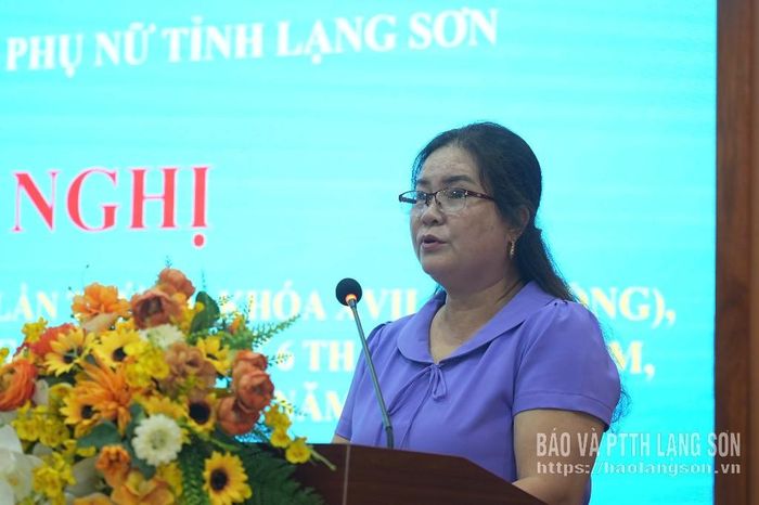 Đại diện Hội LHPN xã Bắc Sơn phát biểu tại hội nghị