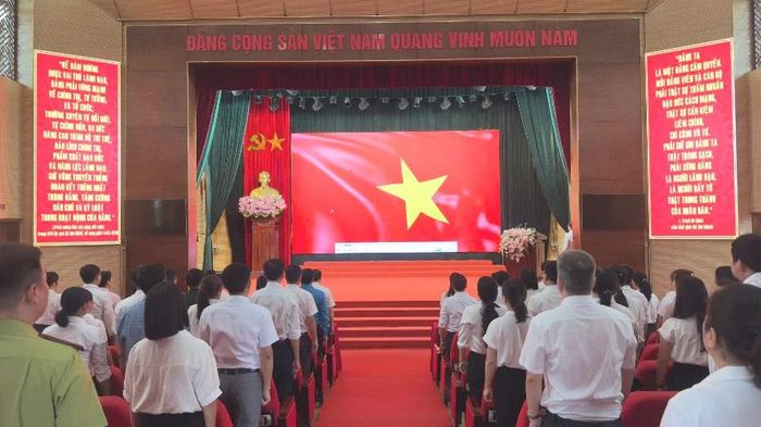 Quang cảnh buổi lễ.
