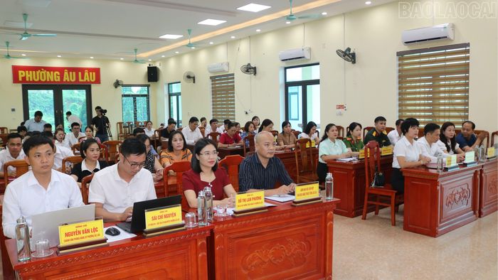 Các đại biểu tham dự chương trình phát động Cuộc thi sáng tác biểu trưng (Logo)