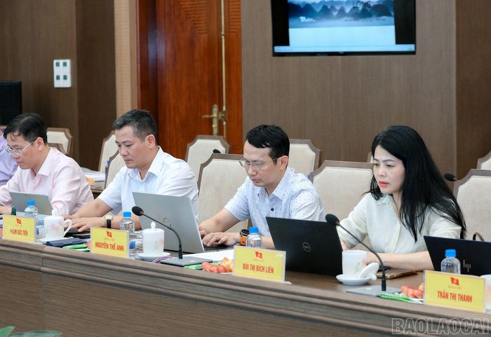 Đại diện Vụ Địa phương các Ban Xây dựng Đảng Trung ương dự hội nghị.