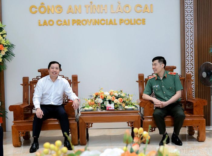 Đồng chí Bí thư Tỉnh ủy Dương Quốc Huy ghi nhận, biểu dương những thành tích, chiến công và đóng góp quan trọng của lực lượng An ninh nhân dân trong suốt chặng đường 80 năm xây dựng, chiến đấu và trưởng thành.