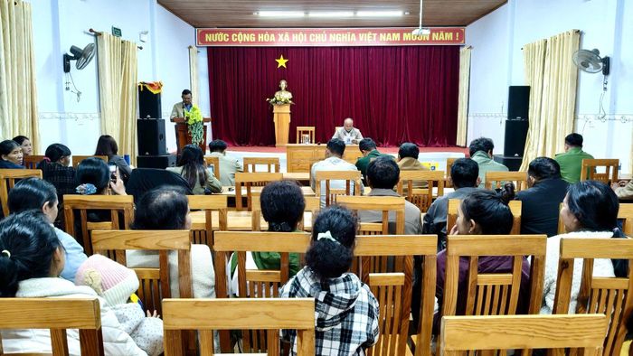 Xã Lạc Dương tổ chức lấy ý kiến Nhân dân về sắp xếp thôn, tổ dân phố