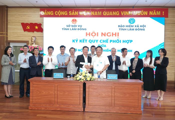 Sở Nội vụ và BHXH tỉnh Lâm Đồng ký kết quy chế phối hợp thực hiện chính sách, pháp luật về bảo hiểm giai đoạn 2026 - 2030
