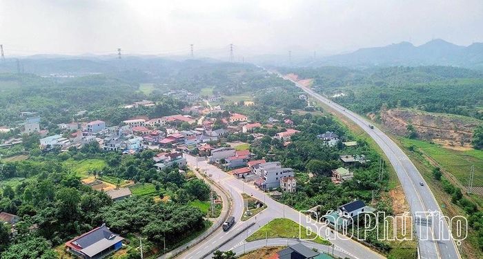 Một góc xã Quảng Yên nhìn từ trên cao.