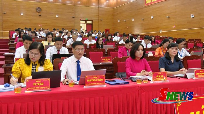 Đại biểu dự hội nghị.