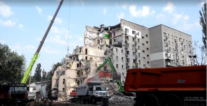 Ukraine đang tăng cường năng lực phòng thủ trước các đợt tấn công ngày càng gia tăng từ Nga. Ảnh chụp từ video của Reuters