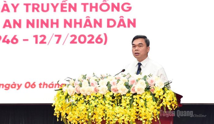 Phó Bí thư Tỉnh ủy, Chủ tịch Ủy Ban MTTQ Việt Nam tỉnh Ma Thế Hồng phát biểu tại buổi lễ.
