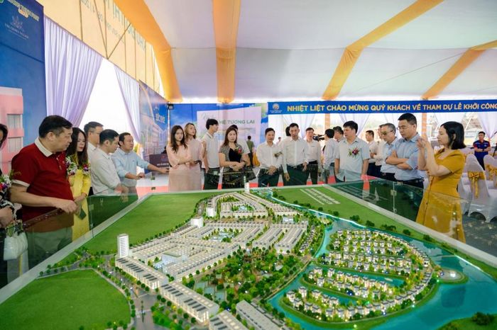 Hữu Lũng huy động các nguồn lực đầu tư, hoàn thiện kết cấu hạ tầng để tạo động lực phát triển công nghiệp, đô thị và dịch vụ