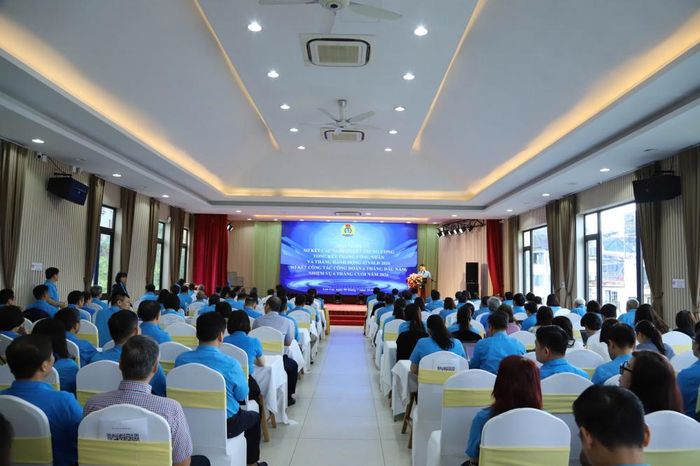 Toàn cảnh hội nghị