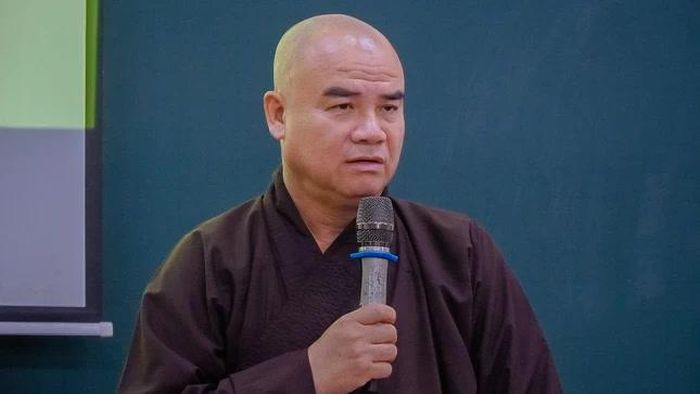 Thượng tọa Thích Tĩnh Triệt, Trưởng ban Trị sự GHPGVN tỉnh Đồng Tháp chủ tọa phiên họp 