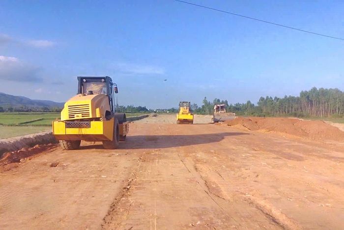 Nhà thầu Phúc Lộc thi công tuyến chính cao tốc Quy Nhơn - Pleiku.