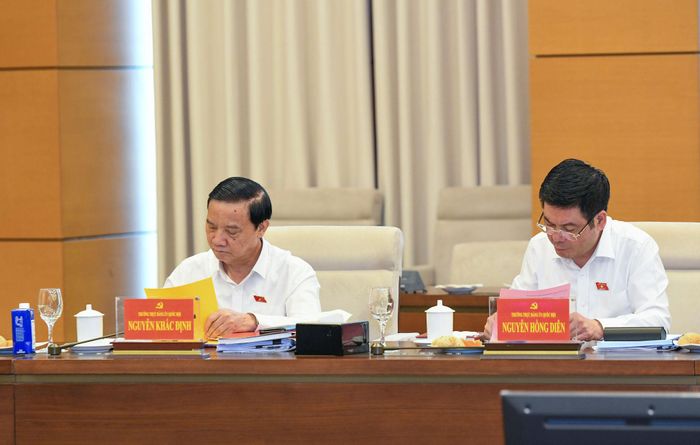 Phó Chủ tịch Quốc hội Nguyễn Khắc Định, Phó Chủ tịch Quốc hội Nguyễn Hồng Diên dự Hội nghị
