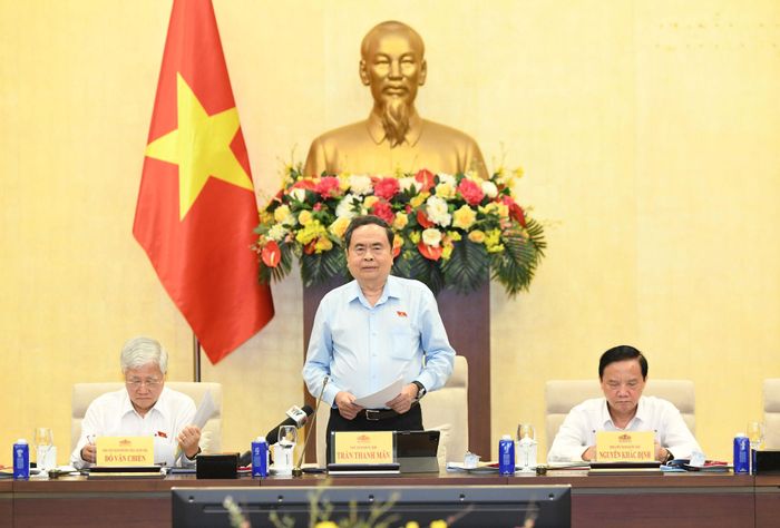 Chủ tịch Quốc hội Trần Thanh Mẫn phát biểu kết luận cuộc họp giao ban giữa lãnh đạo Quốc hội và các cơ quan của Quốc hội chiều 6/7. Ảnh: Lâm Hiển