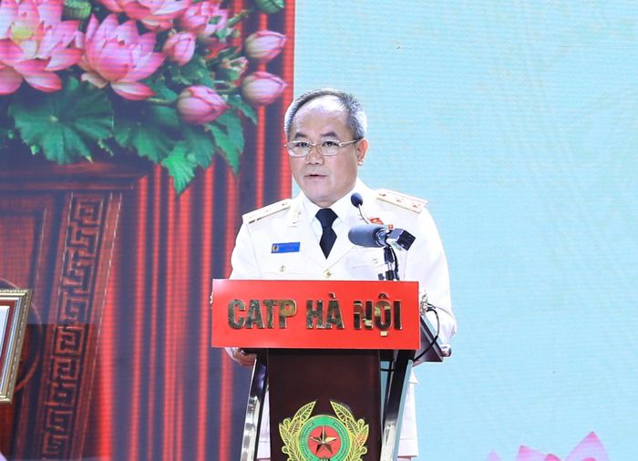 Trung tướng Nguyễn Thanh Tùng, Giám đốc Công an thành phố Hà Nội phát biểu tiếp thu ý kiến chỉ đạo của đồng chí Bí thư Thành ủy. Ảnh Q.T