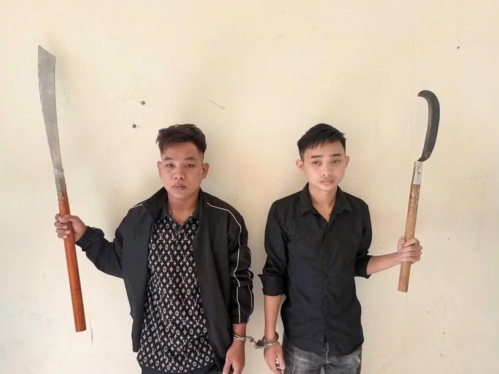 Đối tượng Nguyễn Văn Phúc (bên trái) và Lâm Văn Quốc.