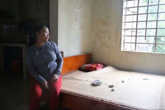 Công ty cổ phần 207 nổ mìn khai thác đá làm đá văng vào nhà dân.