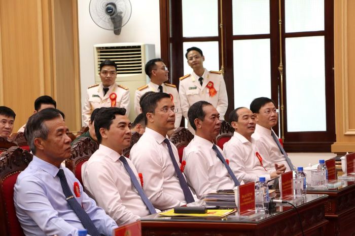 Lãnh đạo chủ chốt Tỉnh ủy, UBND tỉnh Thanh Hóa tham dự buổi lễ.